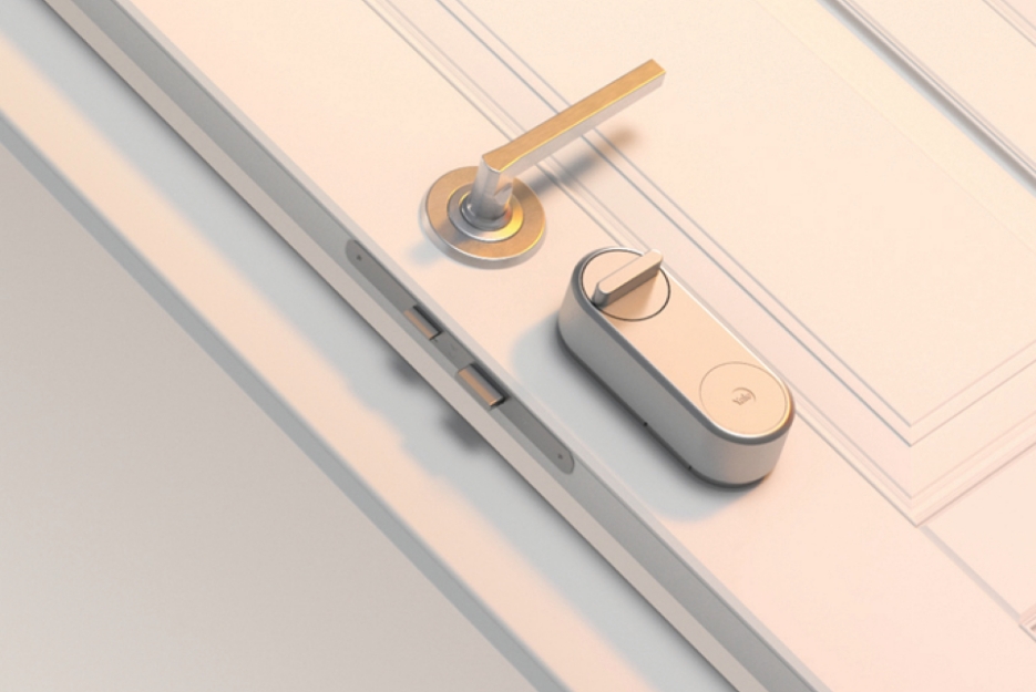 Introducing the Yale Linus® Smart Lock.